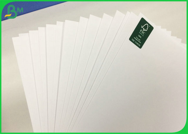 80GSMバージンのパルプ様式承認されるFSCが付いている白い色のオフセット印刷のペーパー