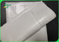 グリースを弾く食品包装のための白いクラフト紙100ミクロンの120gsm 135gsm