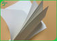 700 x 1000mmの滑らかさのギフトWrapingのための白いクラフト紙180g 250g