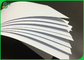 98% Whitness 70# 80# 23のx 35インチの本を印刷するための白いオフセット ペーパー ロール