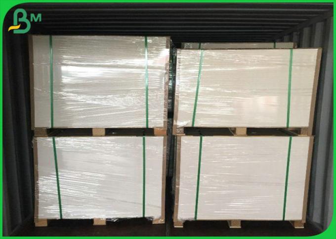 等級AA FSCによって証明される40gsm - 70gsm袋のための巻き枠の白い袋クラフト紙
