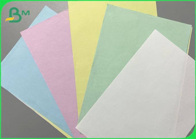 48gピンクの印刷物ビルのための青く白く連続的なCarbonlessコピー用紙 ロール