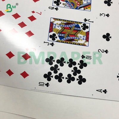 高白さ 300 GSM 麻の仕上げ 黒コア TCG カードストック